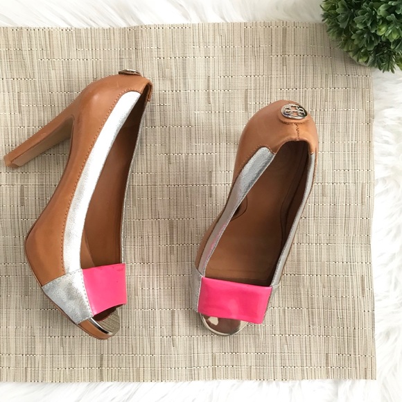 Tory Burch Shoes - Tory Burch Open Toe Leather Heels